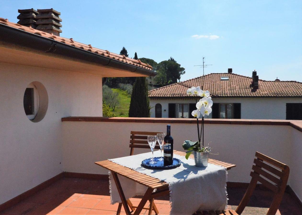 La Casa Di Chloe Apartment Poggibonsi Luaran gambar